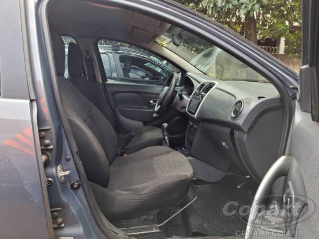 2017 RENAULT SANDERO 