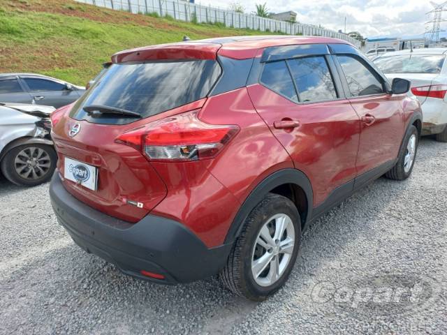 2021 NISSAN KICKS 