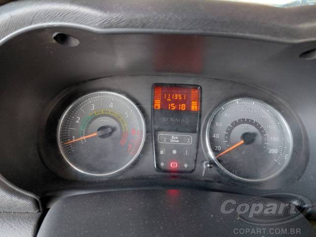 2015 RENAULT CLIO 