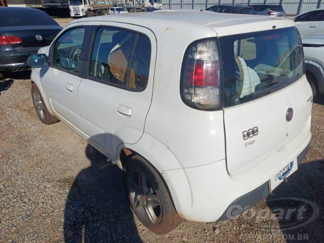 2015 FIAT UNO 