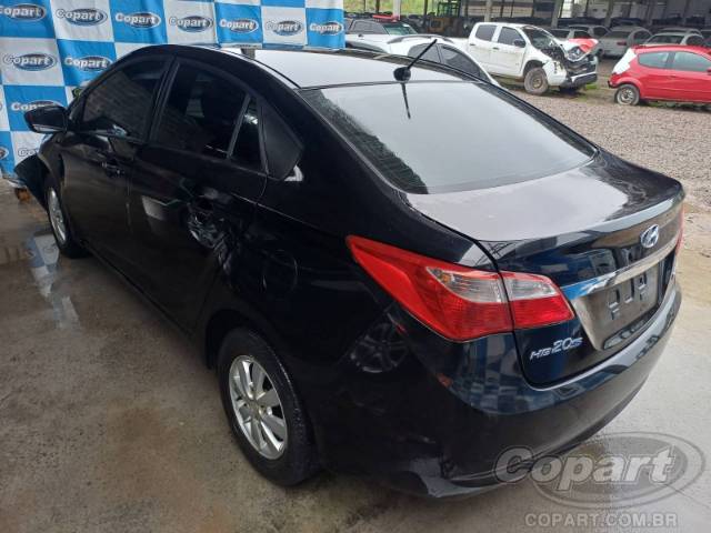 2015 HYUNDAI HB20S 