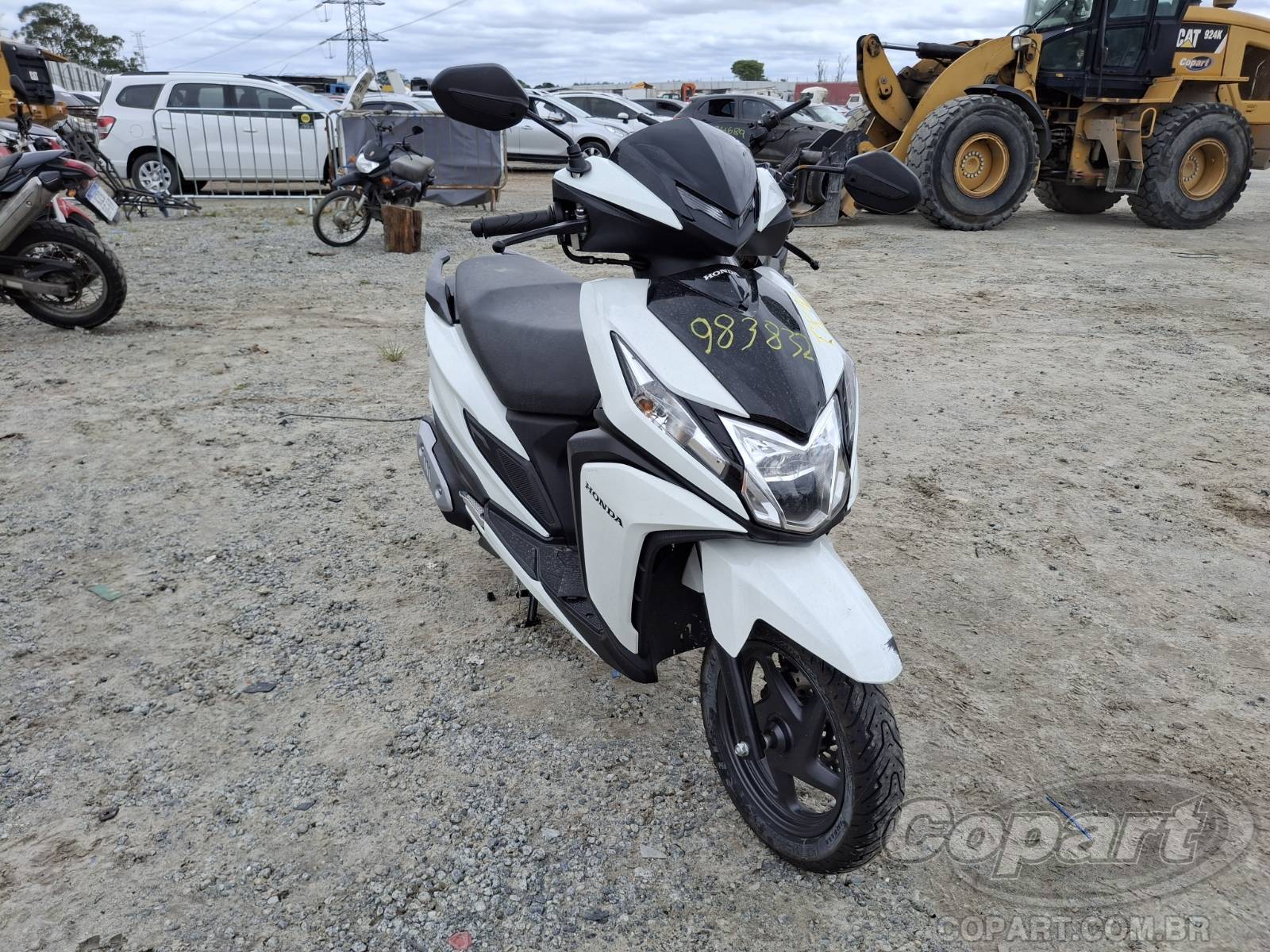 Veículo HONDA Honda Honda Elite 125 2024 Médio Dano 2025 em leilão