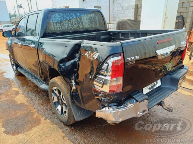 2019 TOYOTA HILUX CD 