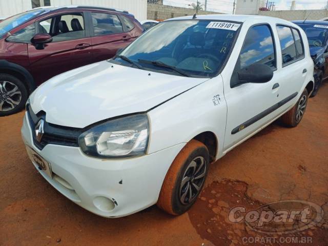 2014 RENAULT CLIO 
