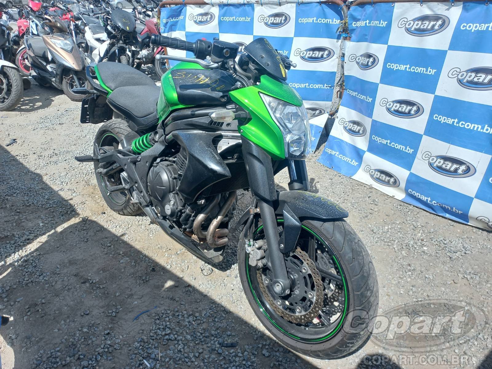 Kawasaki ER-6N 2015 Pequena Monta Roubada
