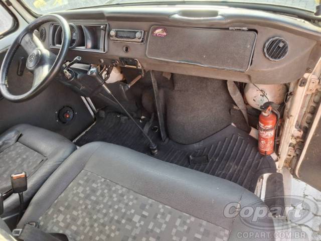 2010 VOLKSWAGEN KOMBI 