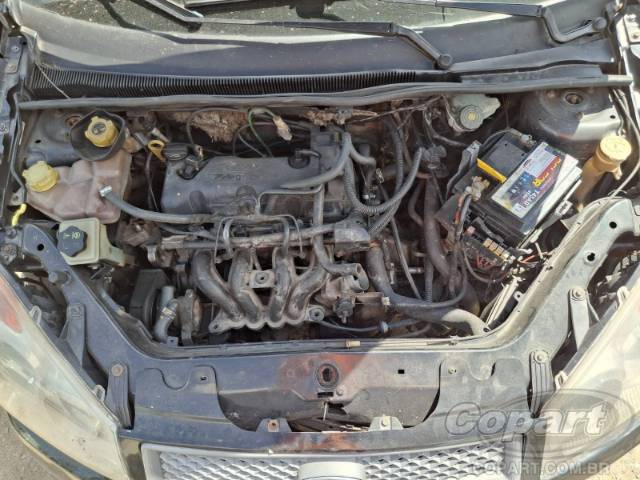 2010 FORD FIESTA 