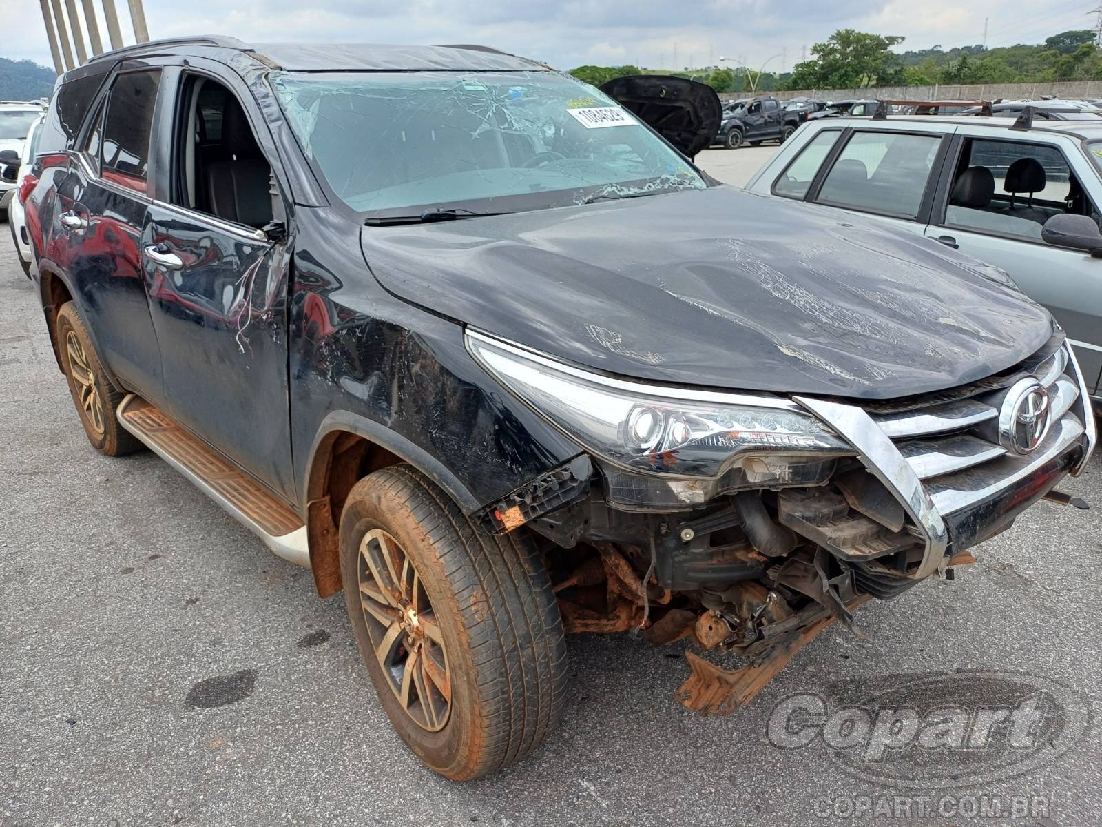 Veículo Toyota Hilux SW4 Toyota Hilux SW4 SRX 2.8 D-4D Turbo 2017 2017 em leilão