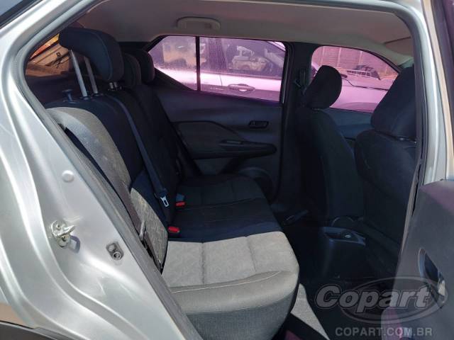 2021 NISSAN KICKS 