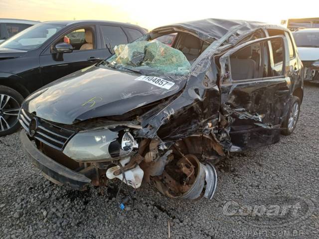 2011 VOLKSWAGEN FOX 