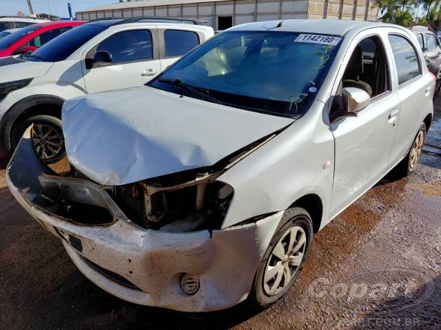 2015 TOYOTA ETIOS 