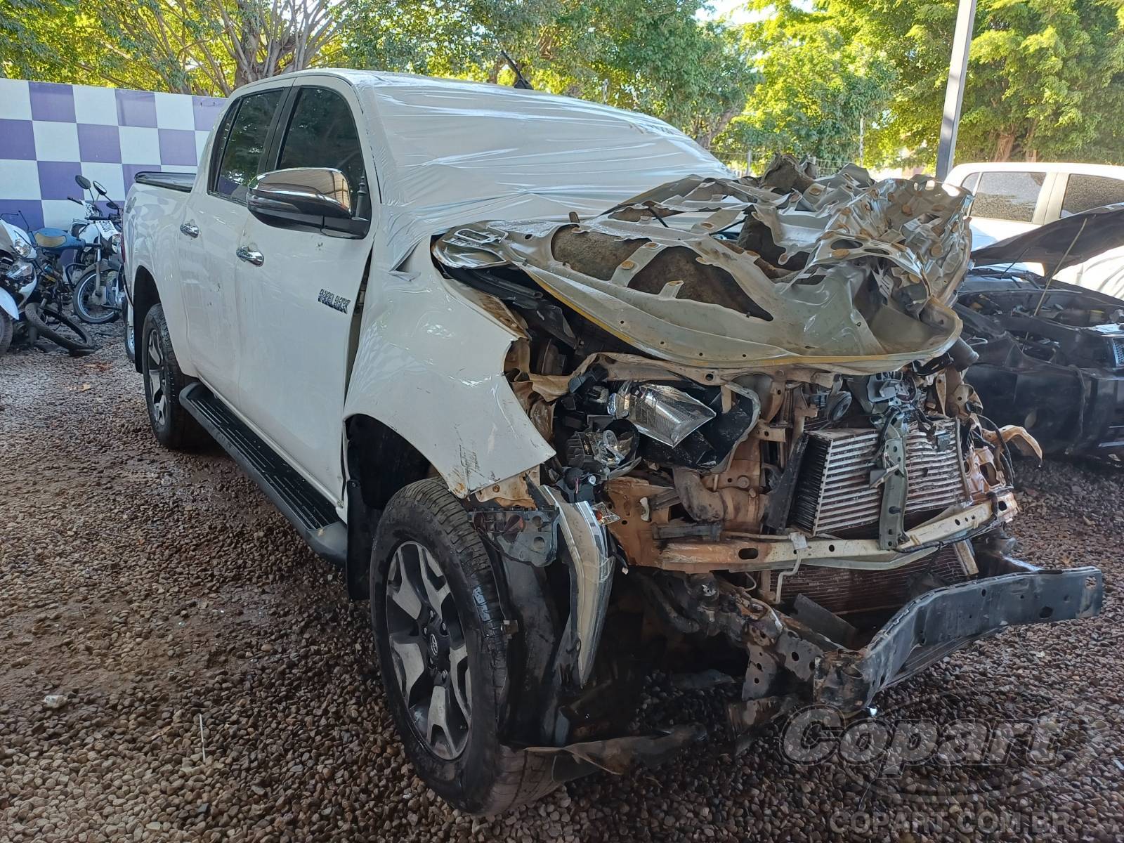 Toyota Hilux CD SRX 2.8 D-4D Turbo 2019 Colisão Média Monta