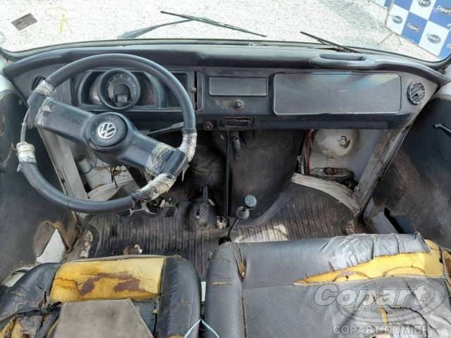 2011 VOLKSWAGEN KOMBI 