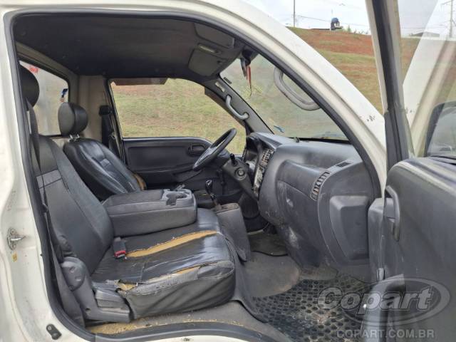 2010 KIA BONGO 