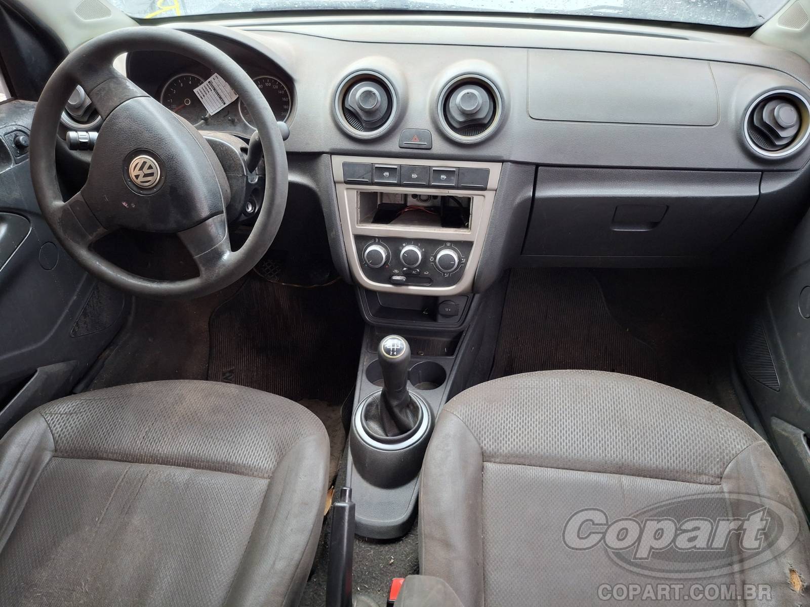 2011 VOLKSWAGEN VOYAGE — foto 9 de 10