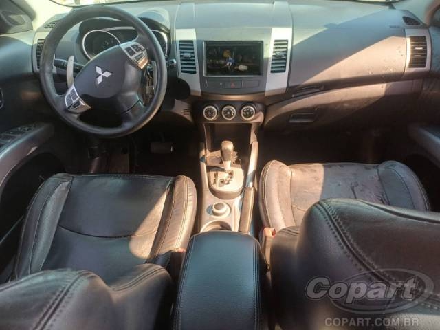 2011 MITSUBISHI OUTLANDER 