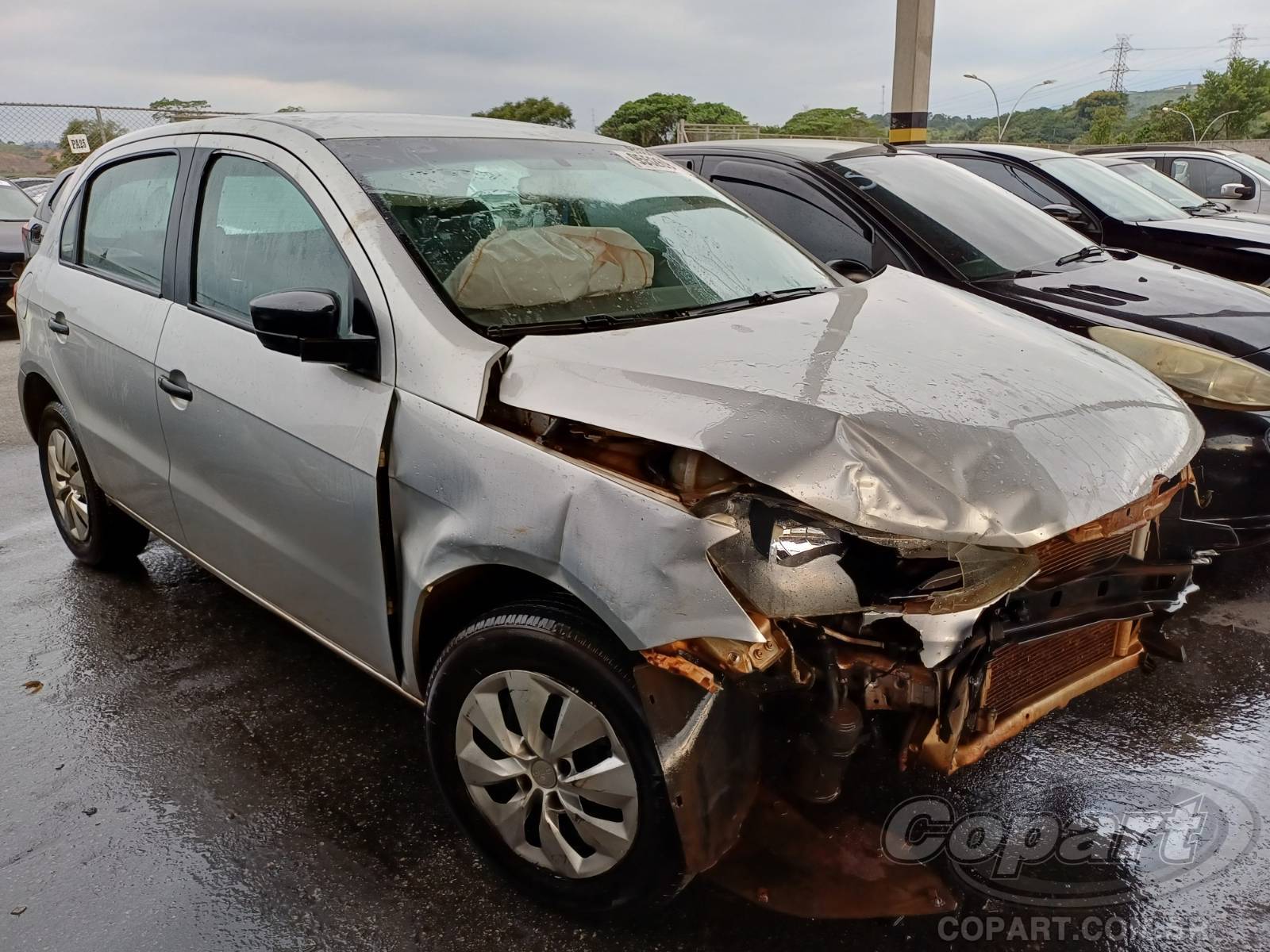 Volkswagen Gol City Novo 1.0 Total Flex 2014 Colisão Média Monta