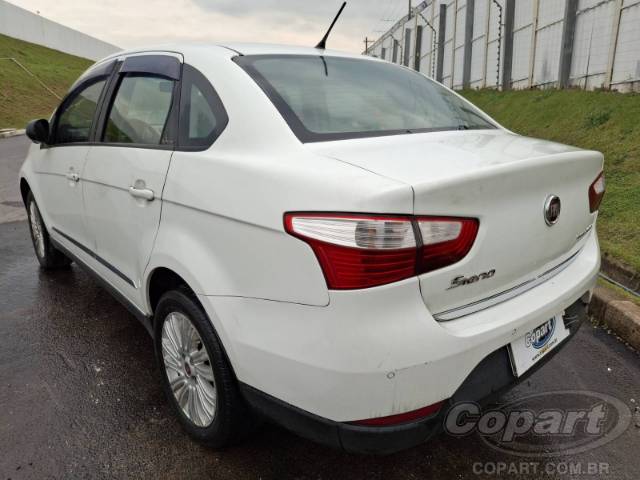 2016 FIAT GRAND SIENA 