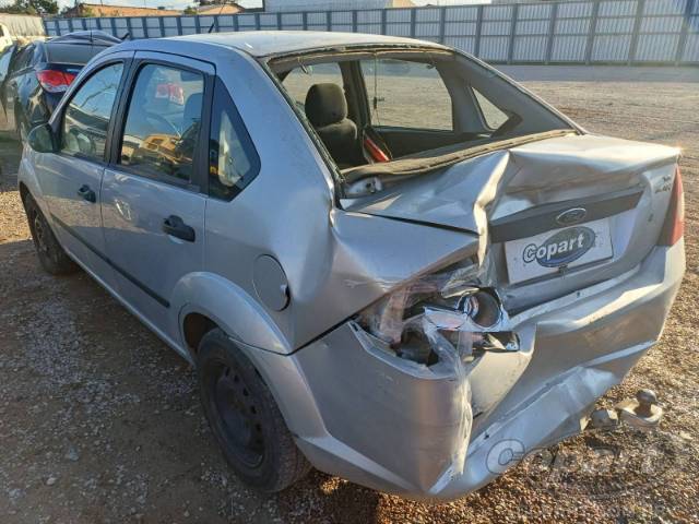 2006 FORD FIESTA SEDAN 
