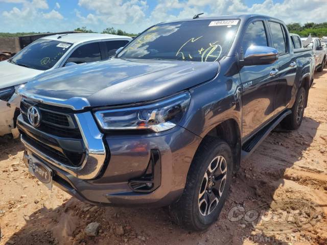 2024 TOYOTA HILUX CD 