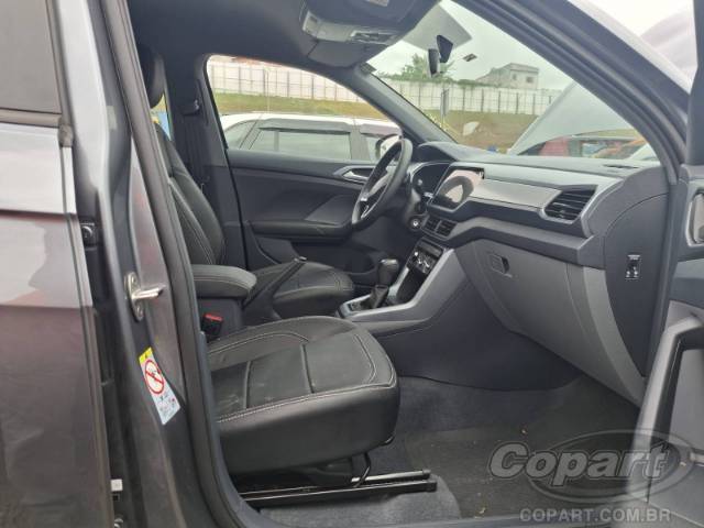 2024 VOLKSWAGEN T-CROSS 