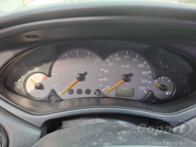 2006 FORD FOCUS SEDAN 