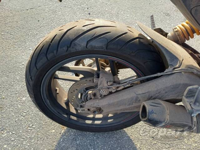 2019 DUCATI MONSTER 