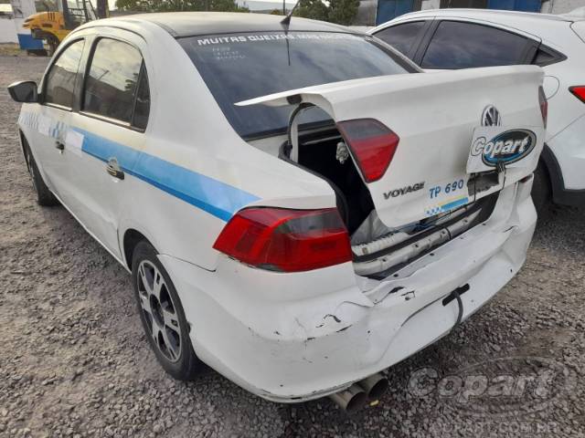 2016 VOLKSWAGEN VOYAGE 