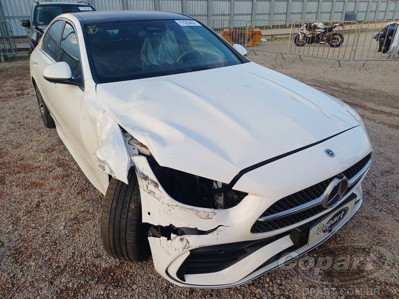 Veículo Mercedes-Benz Classe C Mercedes Benz Classe C 200 AMG Line 1.5 EQB Turbo 2024 Colisão 2024 em leilão