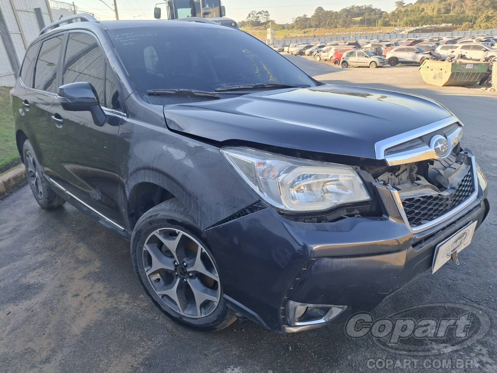 Veículo Subaru Forester SUBARU Forester 2016 Forester XT AWD Symmetrical 2.0 16V H4 D4S Turbo 2016 em leilão