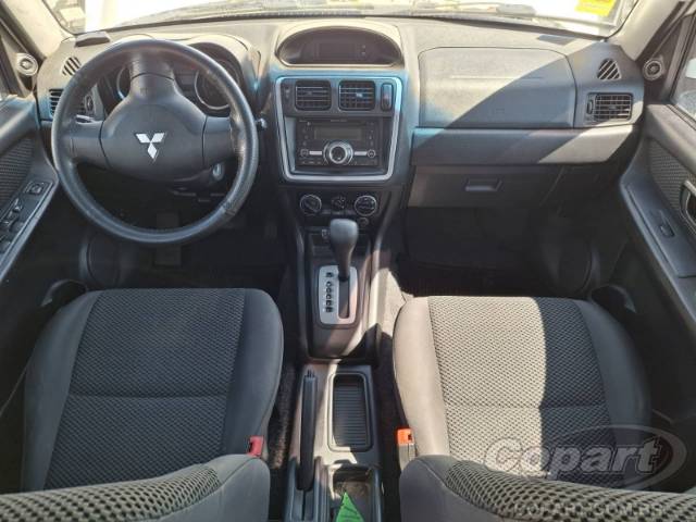 2012 MITSUBISHI PAJERO TR4 