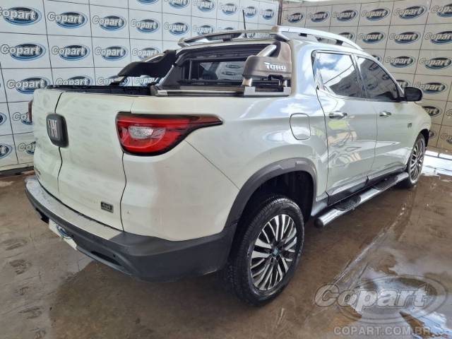2024 FIAT TORO 