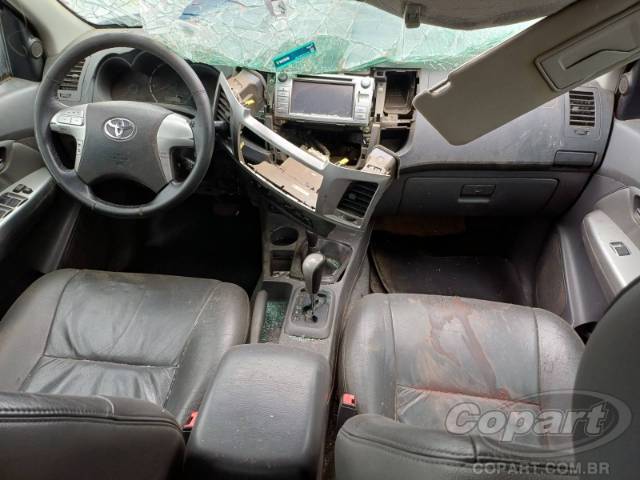 2012 TOYOTA HILUX CD 