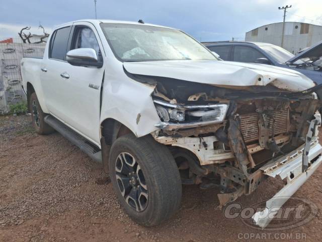 2023 TOYOTA HILUX CD 