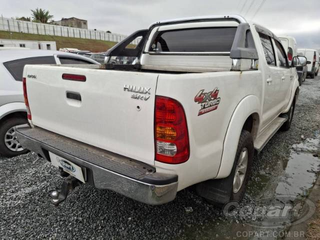 2011 TOYOTA HILUX CD 