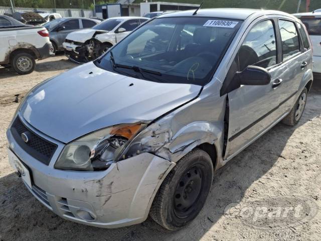 2010 FORD FIESTA 