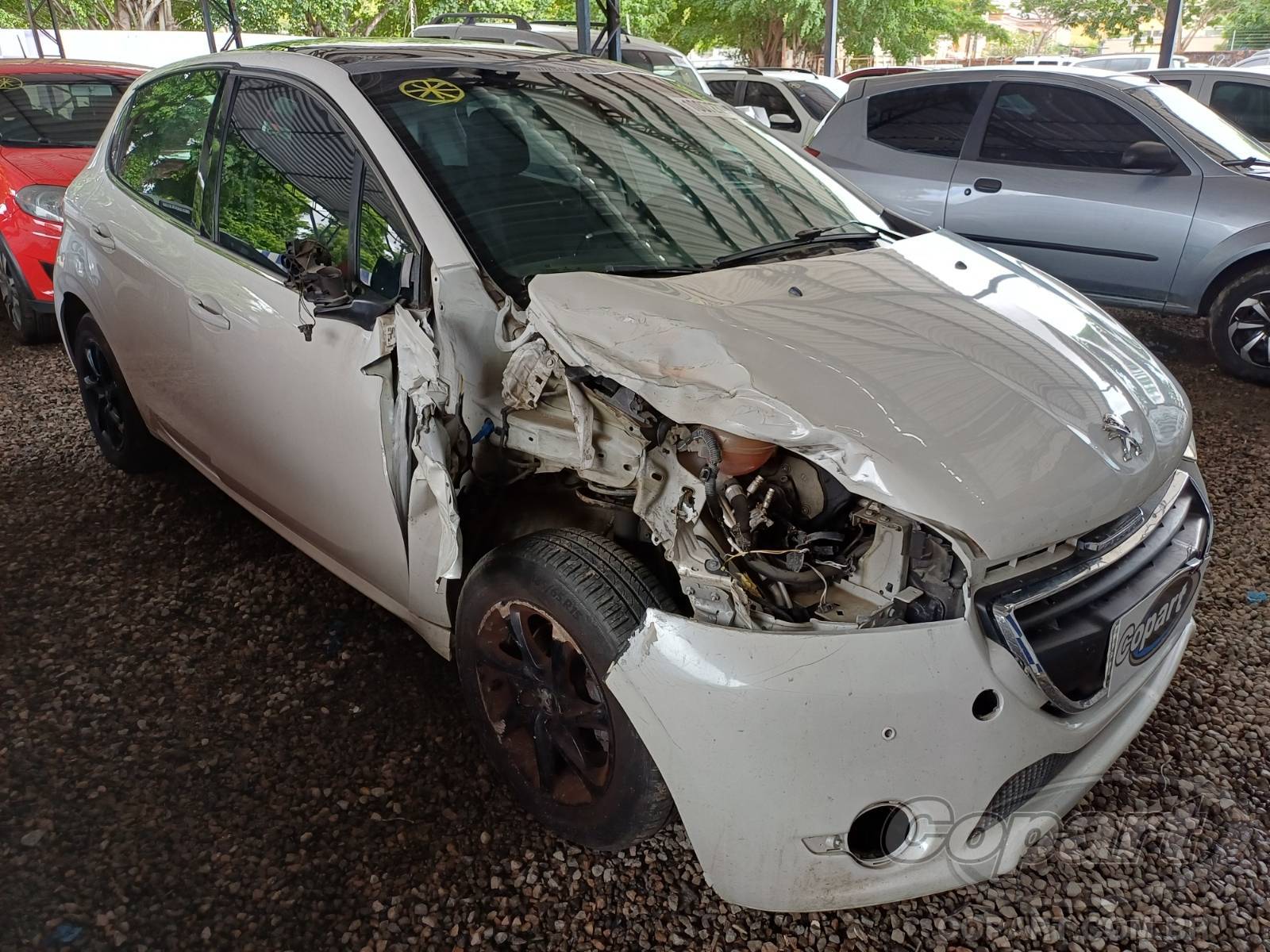 PEUGEOT 208 Griffe 1.6 16V VVT 2014
