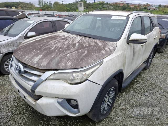 2017 TOYOTA HILUX SW4 