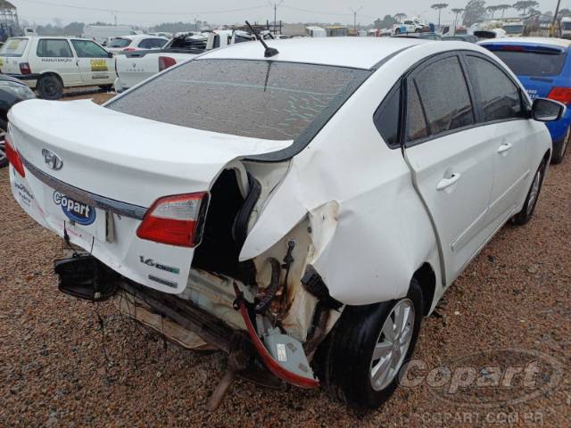 2014 HYUNDAI HB20S 