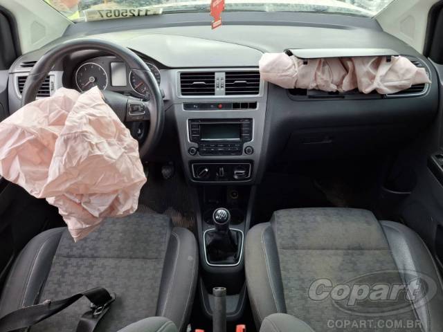 2015 VOLKSWAGEN FOX 