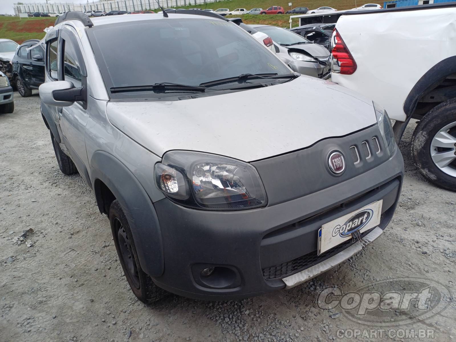 Fiat Uno Way 1.0 Evo 2013 Colisão Média Monta