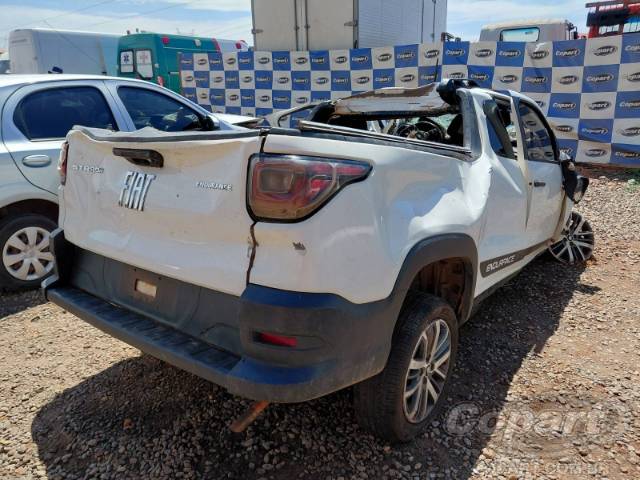 2021 FIAT STRADA 