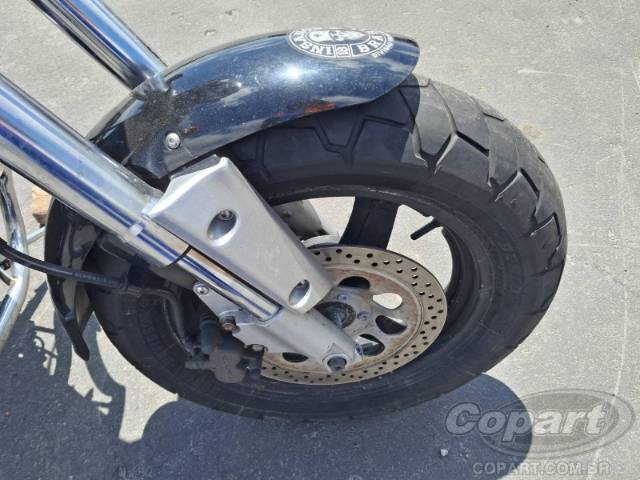 2005 SUZUKI MARAUDER 