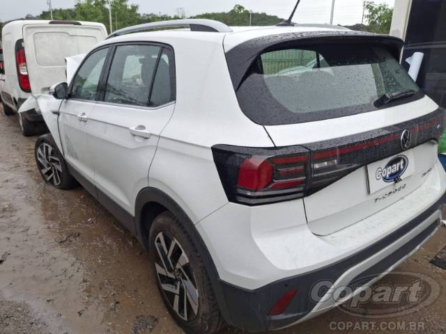 2025 VOLKSWAGEN T-CROSS 
