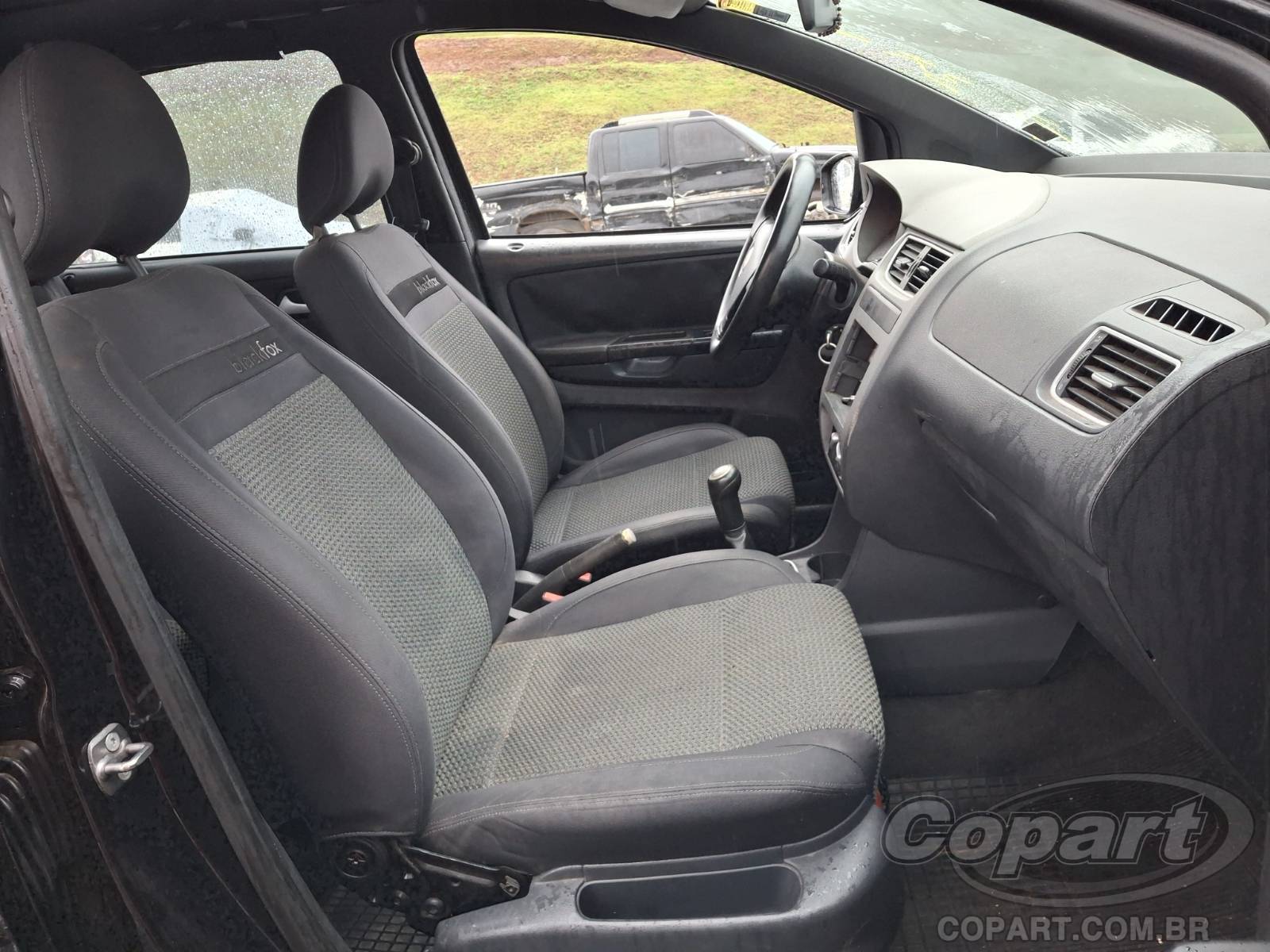 2012 VOLKSWAGEN FOX — foto 5 de 11