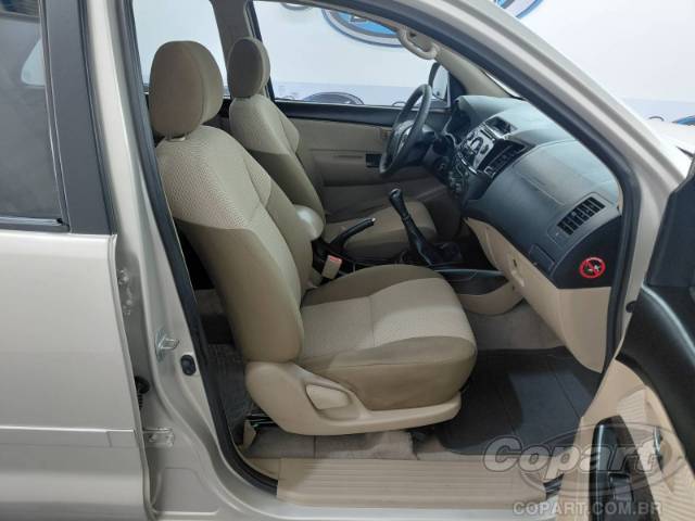 2014 TOYOTA HILUX SW4 