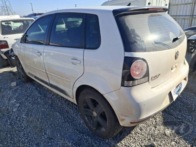 2014 VOLKSWAGEN POLO 