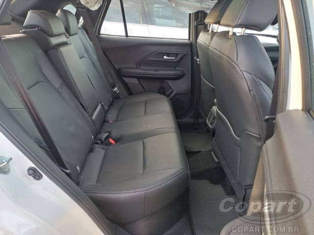 2026 TOYOTA Yaris Cross 