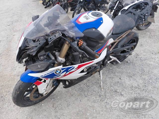 2022 BMW S 1000 