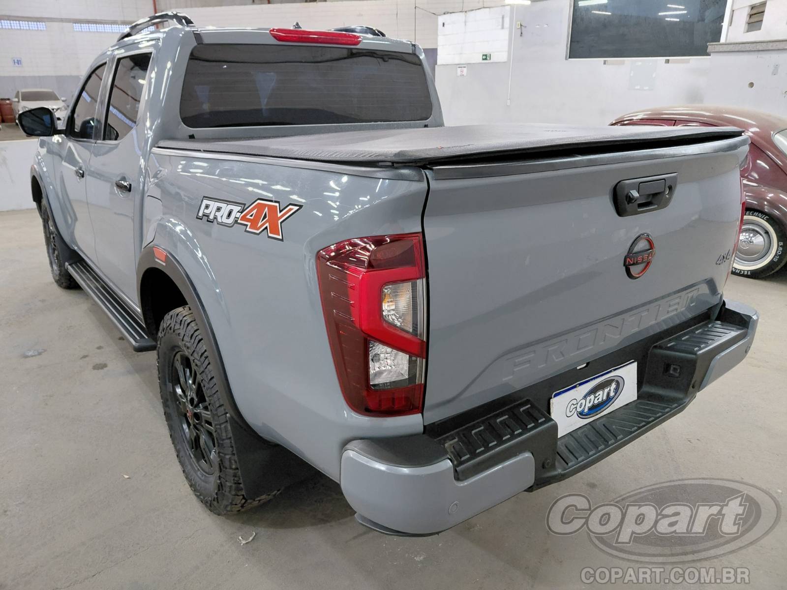 2024 NISSAN FRONTIER CD — foto 3 de 15